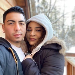 Meet your Posher, Violeta